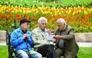 حقوق بازنشستگان برای افزایش بررسی می شود