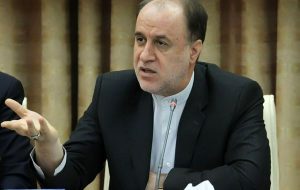 معلمان بعد از 30 سال به کارشان ادامه دهند