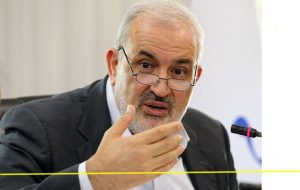 نباید محدودیتی برای واردات وجود داشته باشد