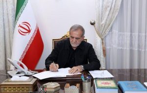 یک زن و یک اهل سنت در کابینه پزشکیان/ ادامه حضور ۵ عضو کابینه رئیسی در دولت/ تکلیف وزارتخانه‌های کشور و علوم فردا مشخص می‌شود
