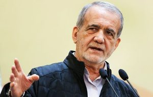 رئیس جمهور به دانشگاه شریف رفت