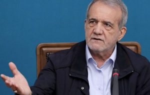 پزشکیان: سلامت، معیشت، آموزش و مسکن اولویت برنامه‌ریزی‌ها باشد